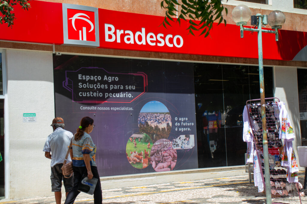 A Federação Brasileira dos Bancos (Febraban) anunciou recentemente o último dia útil do ano para atendimento presencial ao público. (Crédito: @jeanedeoliveirafotografia / noticiasdamanha.com.br)
