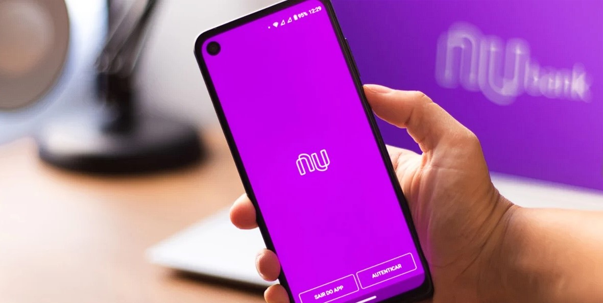 A fintech Nubank se destaca desde sua fundação, em 2013, como um banco que oferece modernidade e praticidade aos seus mais de 90 milhões de clientes. Um exemplo disso é a possibilidade de que seus clientes alterem a data de vencimento do cartão com apenas alguns passos pelo aplicativo do "roxinho". Acompanhe a leitura, a seguir, e veja como fazer.