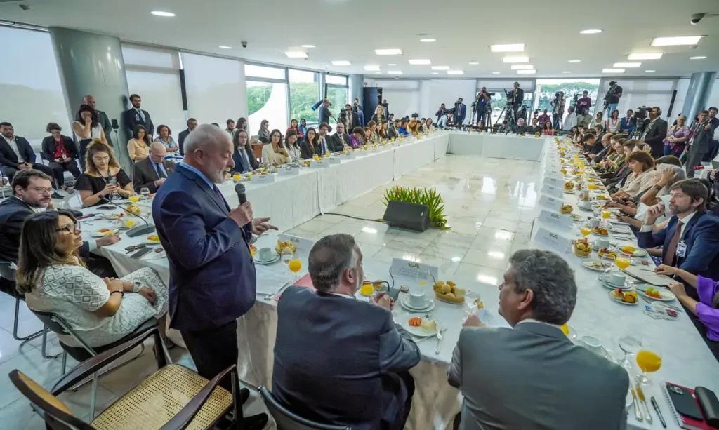 Em conjunto, essas medidas desenham um 2024 de avanços e esperança para um Brasil mais próspero e justo. (Foto divulgação)