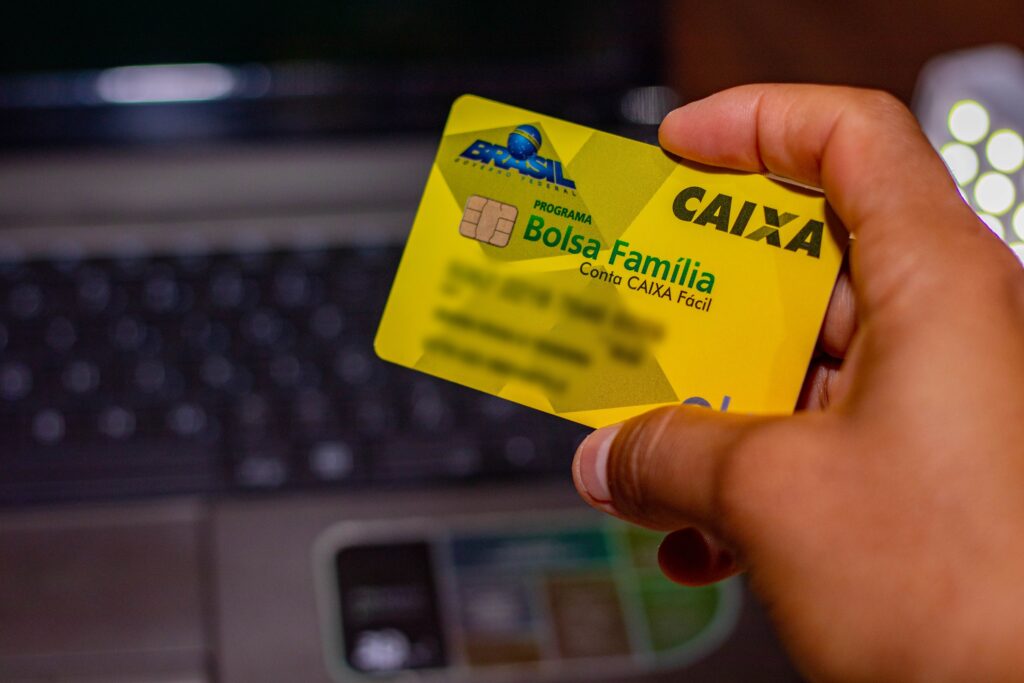 Bolsa Família: repasses programados para após o Carnaval, trazendo segurança financeira para milhões de famílias. (Crédito: @jeanedeoliveirafotografia / noticiasdamanha.com.br)