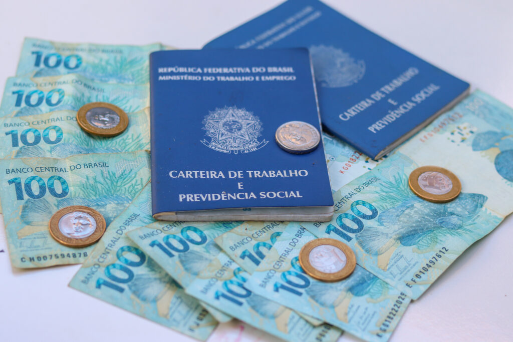 Supere os Limites: Descubra como fazer empréstimos consignados mesmo com margem negativa. (Foto: Jeane de Oliveira / noticiadamanha.com.br)