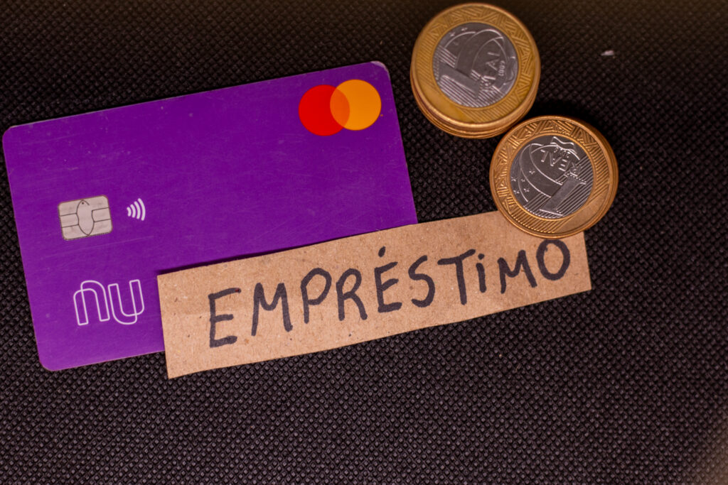 O empréstimo consignado é uma modalidade de crédito na qual as parcelas são descontadas diretamente da folha de pagamento. (Foto: jeane de oliveira/ noticiadamanha.com.br)