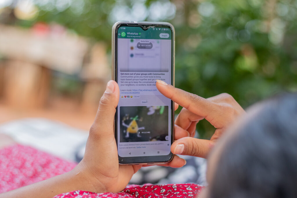 Como proteger suas conversas no WhatsApp? Aprenda o truque para deixar seu app à prova de pessoas curiosas e possíveis 
