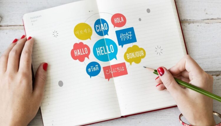 Aprender novos idiomas nunca foi tão acessível para brasileiros. Conheça sete opções naturais para você e comece sua jornada linguística agora.