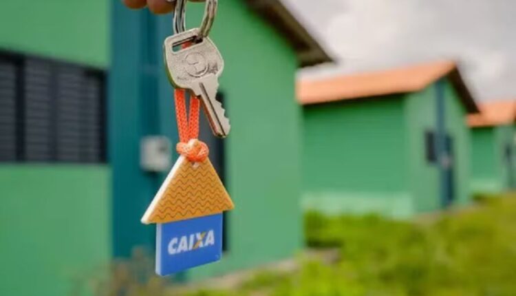 Conheça o FGTS Futuro e seu impacto na aquisição da casa própria. Saiba como essa modalidade pode beneficiar famílias de baixa renda no Brasil.