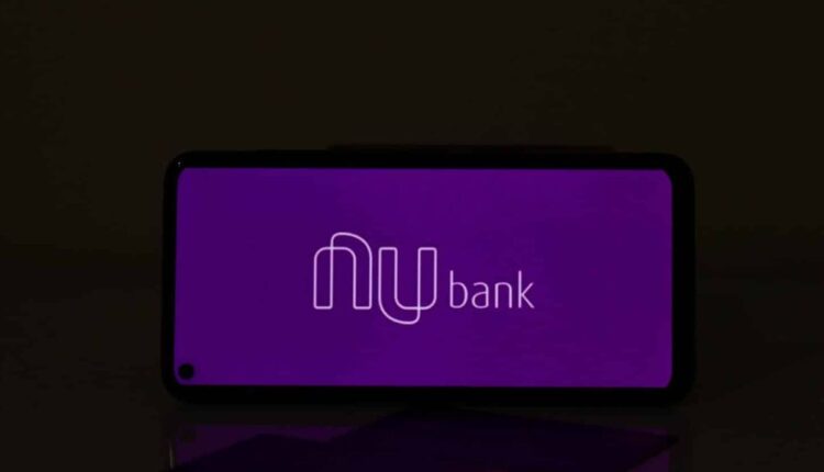O Nubank promete transformar R$ 100 mil em mais de R$ 19 mil de lucro até 2026. Entenda as opções de investimento e faça sua escolha.