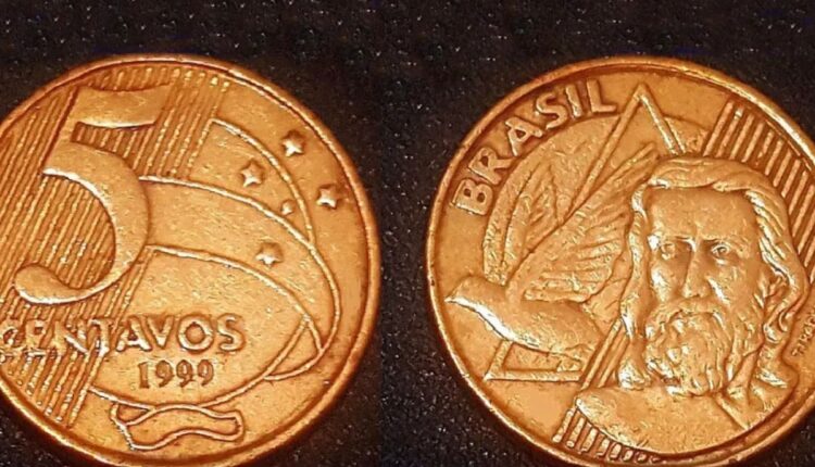 Saiba como identificar a moeda de 5 centavos de 1999, que pode valer até R$ 50 mil, e mergulhe no universo dos colecionáveis.