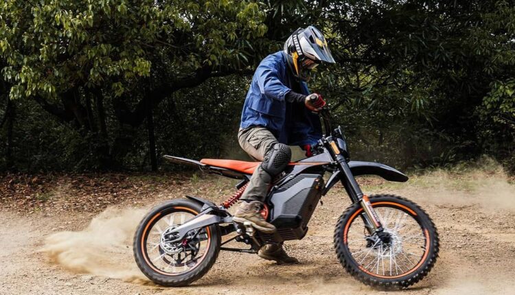 Motos elétricas.