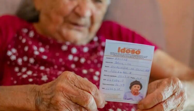 Idosos.