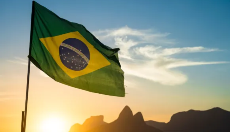 Descubra por que o Brasil é famoso no exterior: Carnaval, futebol, Bossa Nova e muito mais. Explore as razões que colocam nosso país no mapa mundial. (Foto divulgação)