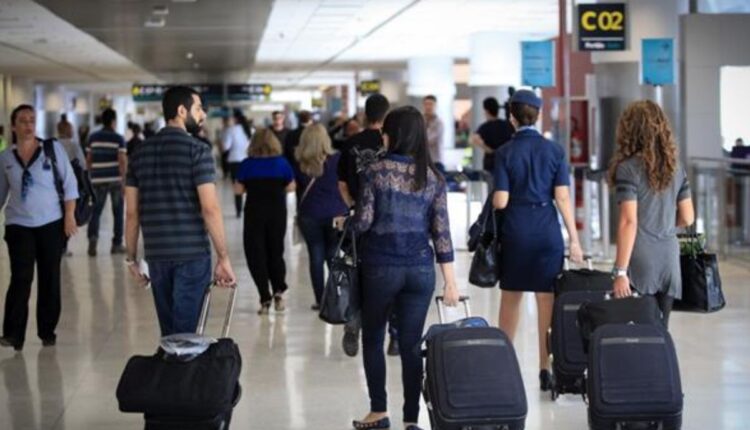 Passagens de avião.