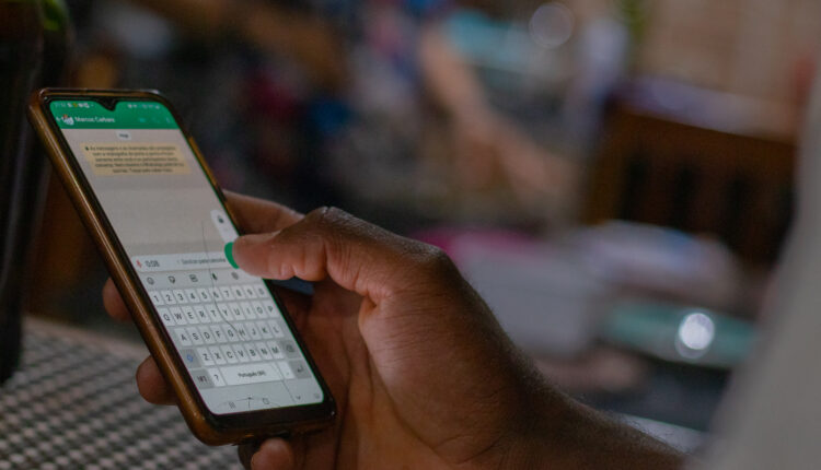 Falhas no WhatsApp e Instagram: saiba tudo sobre a instabilidade que afetou milhões de usuários ao redor do mundo nesta quarta-feira. (Foto: Jeane de Oliveira / Noticiadamanha.com.br)