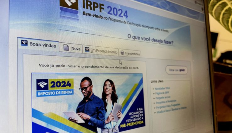 Tela do computador demonstrando o sistema IRPF 2024.