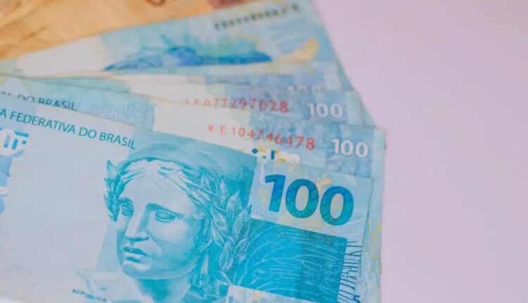 Auxílio Emergencial.