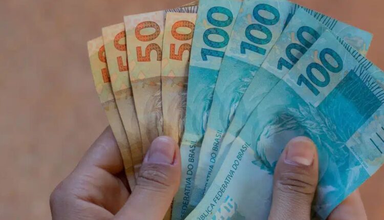 Auxílio do INSS.