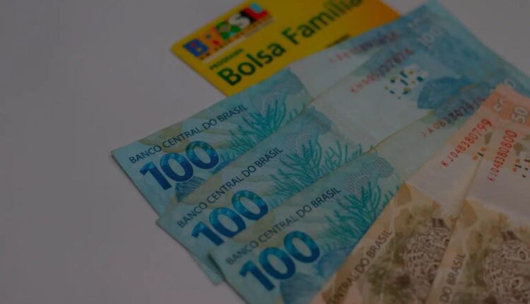 Bolsa Família.