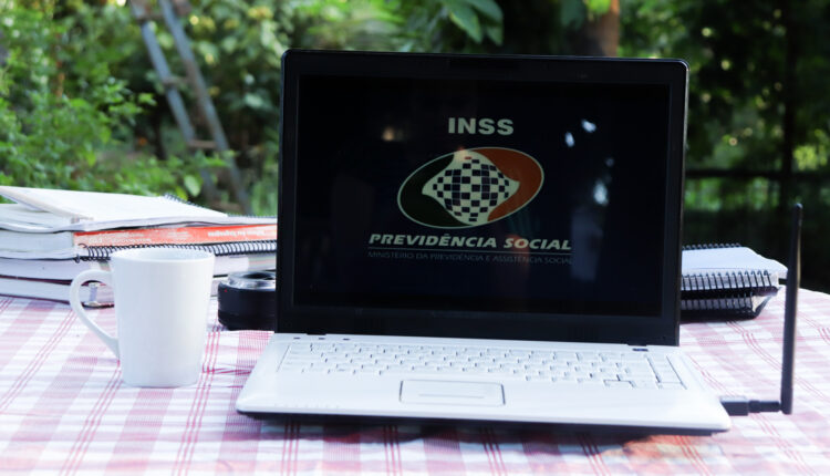 Idade mínima do INSS.