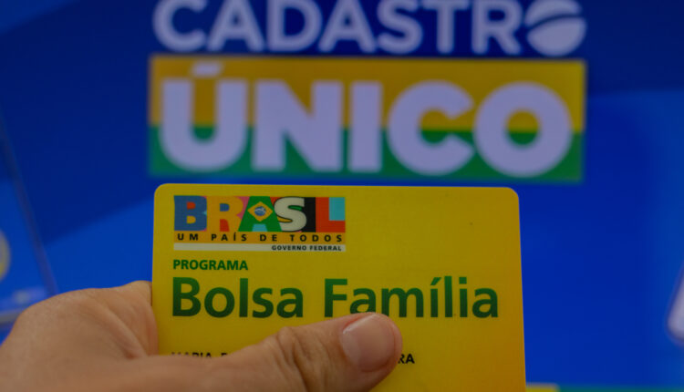 Bolsa Família.
