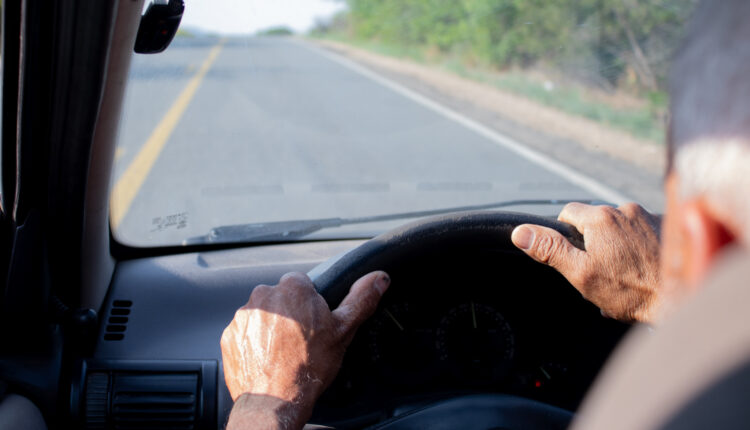 Motoristas usam estratégias para não serem multados.