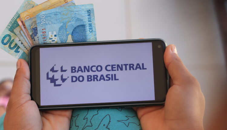 Poupança, Banco Central.