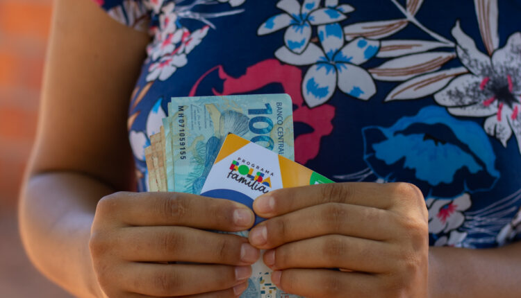 Bônus do Bolsa Família.