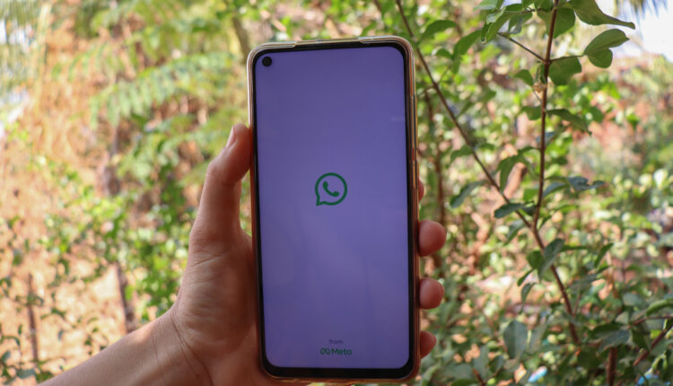 WhatsApp.