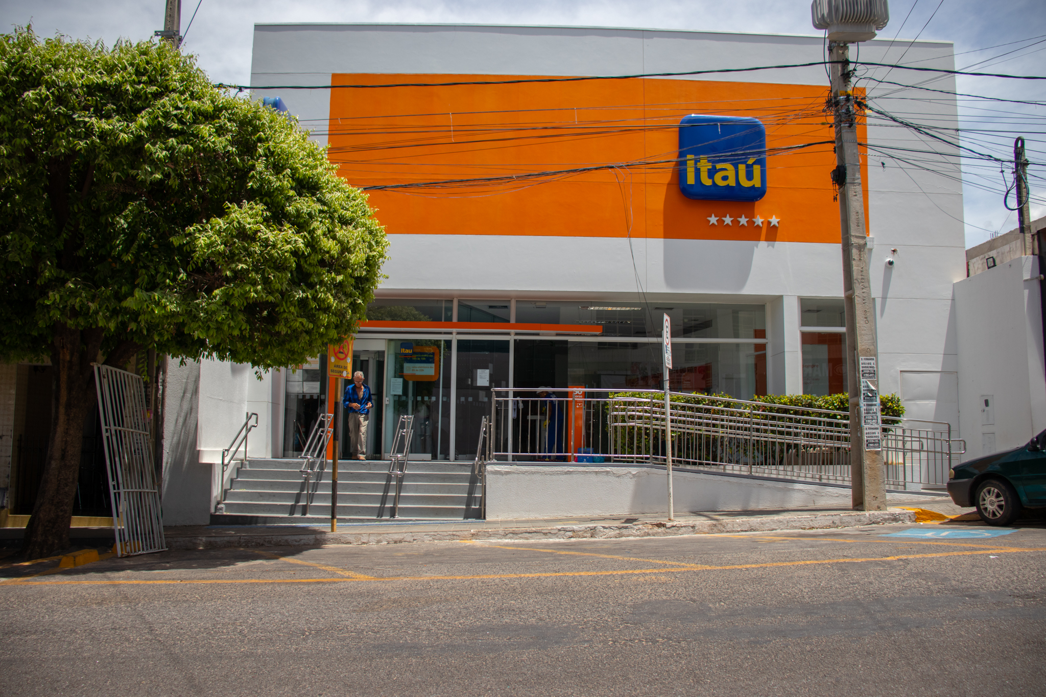 Itaú divulga cancelamento em massa para mais de 15 milhões e poucas pessoas ainda sabem dessa novidade; entenda melhor.