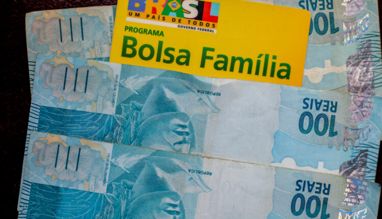 Bolsa Família.