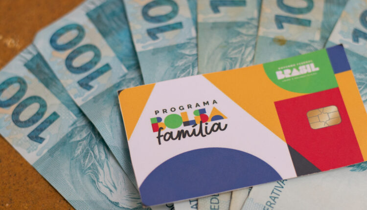 Bolsa Família.