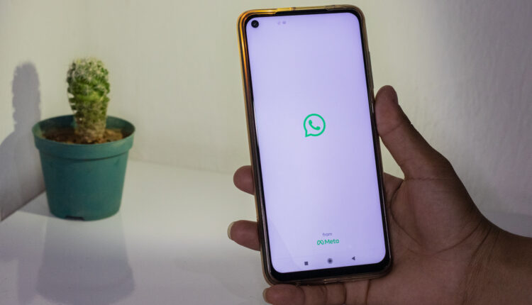 WhatsApp.