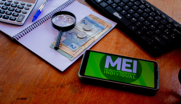 Auxílio para MEI de um salário mínimo.