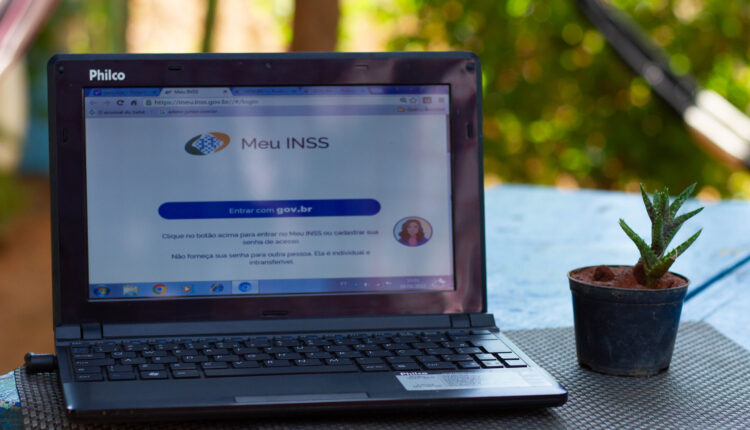 INSS.