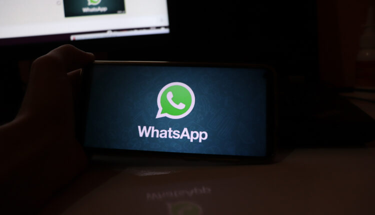 Mensagens automáticas no WhatsApp.