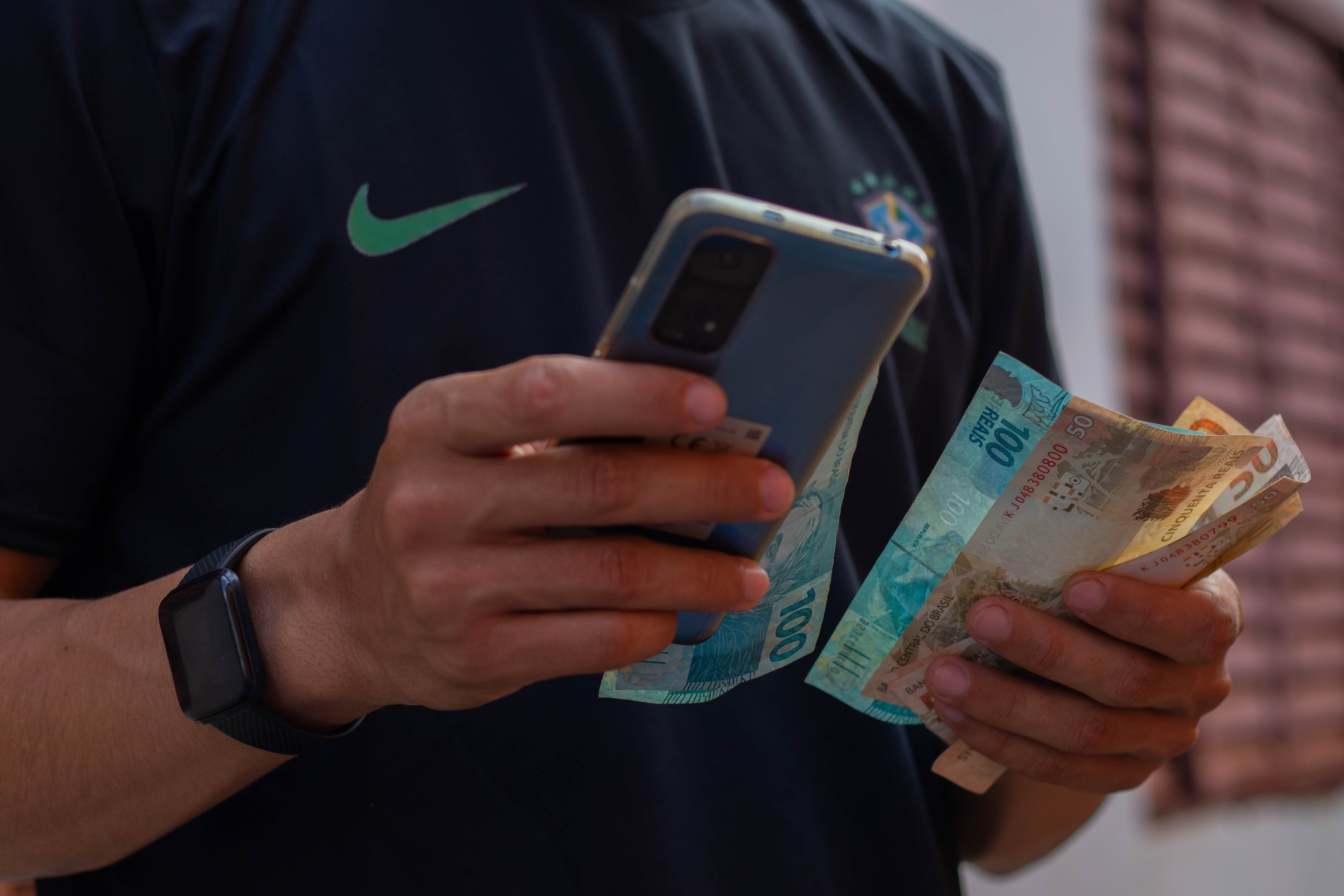 Muita grana nos bancos.