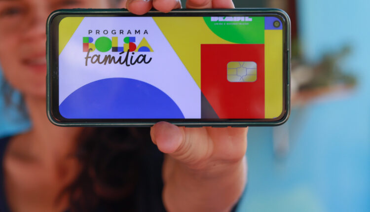 Bolsa Família.