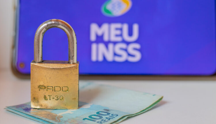 Cancelamento aposentados e pensionistas do INSS.