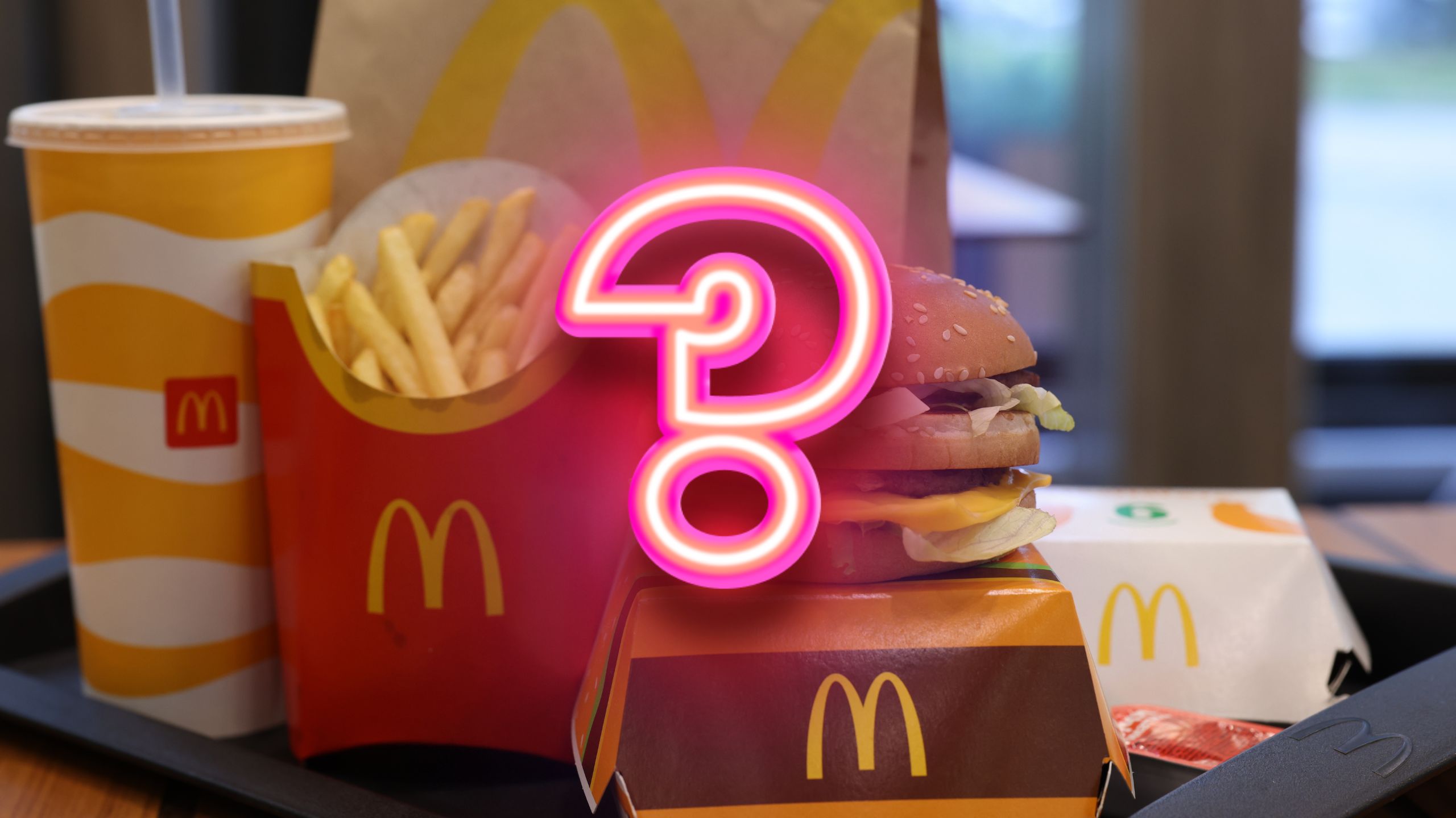 Gosta da cultura pop coreana? Confira a nova promoção do Mcdonald's e o que esperar dos produtos que a lanchonete oferece de brinde.