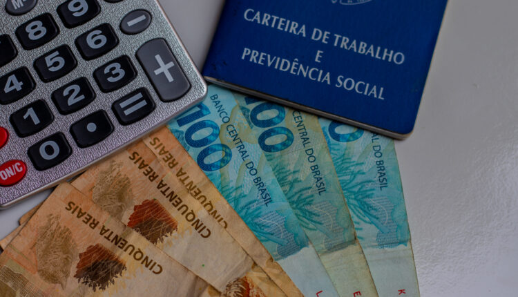 Salário mínimo.