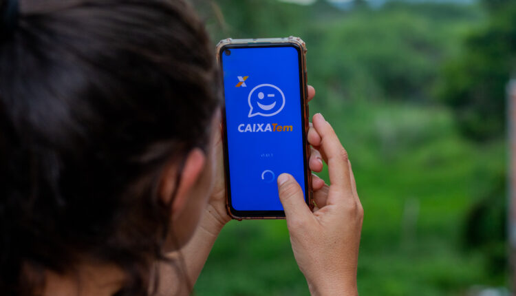 Descubra se o seu CPF foi parar na lista da Caixa e pode receber pagamentos mensais de mais de R4 3 mil até mais de R4 14 mil. 1,2 milhão concorreram - foto: noticiadamanha.com.br.