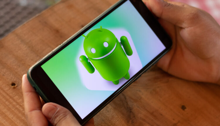 10 celulares Android que não receberão mais atualizações o seu está na lista Confira quais são e já se prepare para as mudanças.