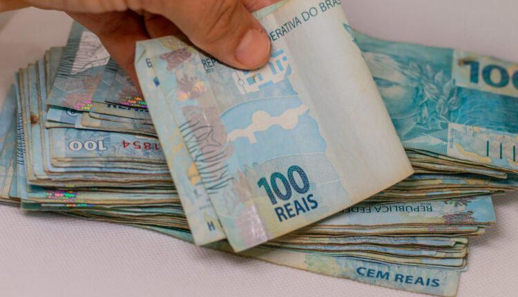 Precisando de uma ajuda para fechar as contas e manter sua dignidade? Veja como se inscrever no CadÚnico para receber Pix mensal.