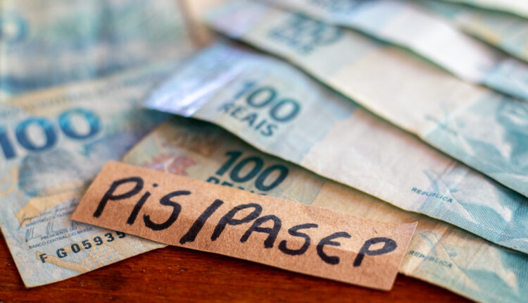 PIS 2023.
