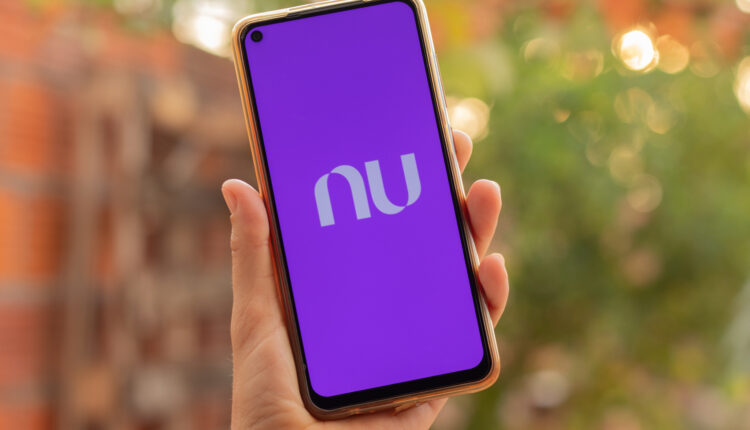 Internet de graça Nubank.