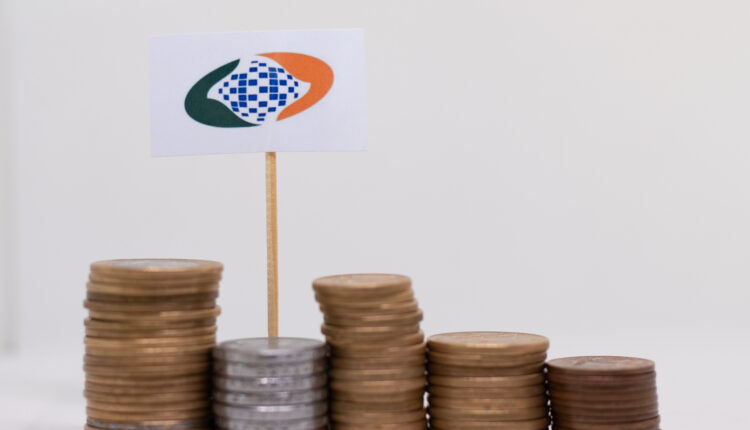 Contribuições ao INSS.