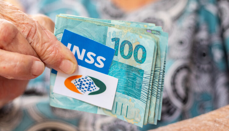 Fique por dentro do auxílio-doença do INSS, especialmente a respeito do calendário de pagamentos para o mês de setembro.