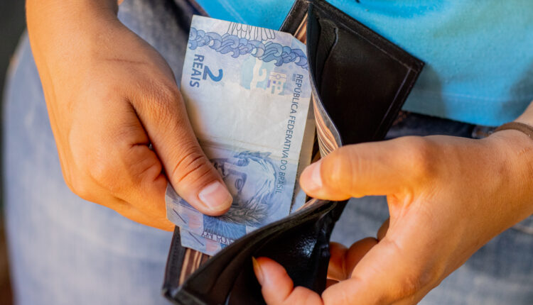 Já ouviu falar na Ubérrima? Essa é uma moeda revolucionária que tem transformado, de modo discreto, a economia local.