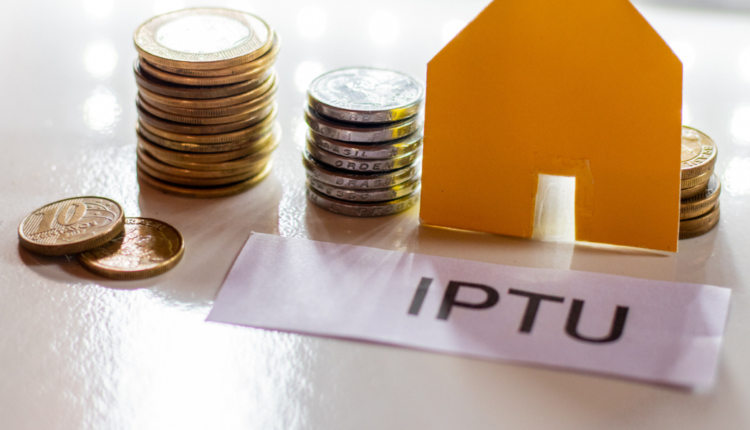 IPTU de imóveis alugados afinal, quem deve pagar Proprietário ou inquilino Confira