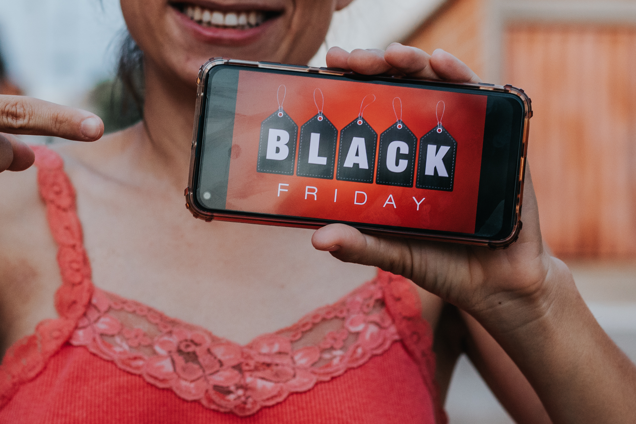 Sites para economizar passagens aéreas pacotes Black Friday.