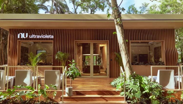 Nubank inaugura 'Casa Ultravioleta' com wi-fi, lanches e diversos serviços grátis - veja como aproveitar