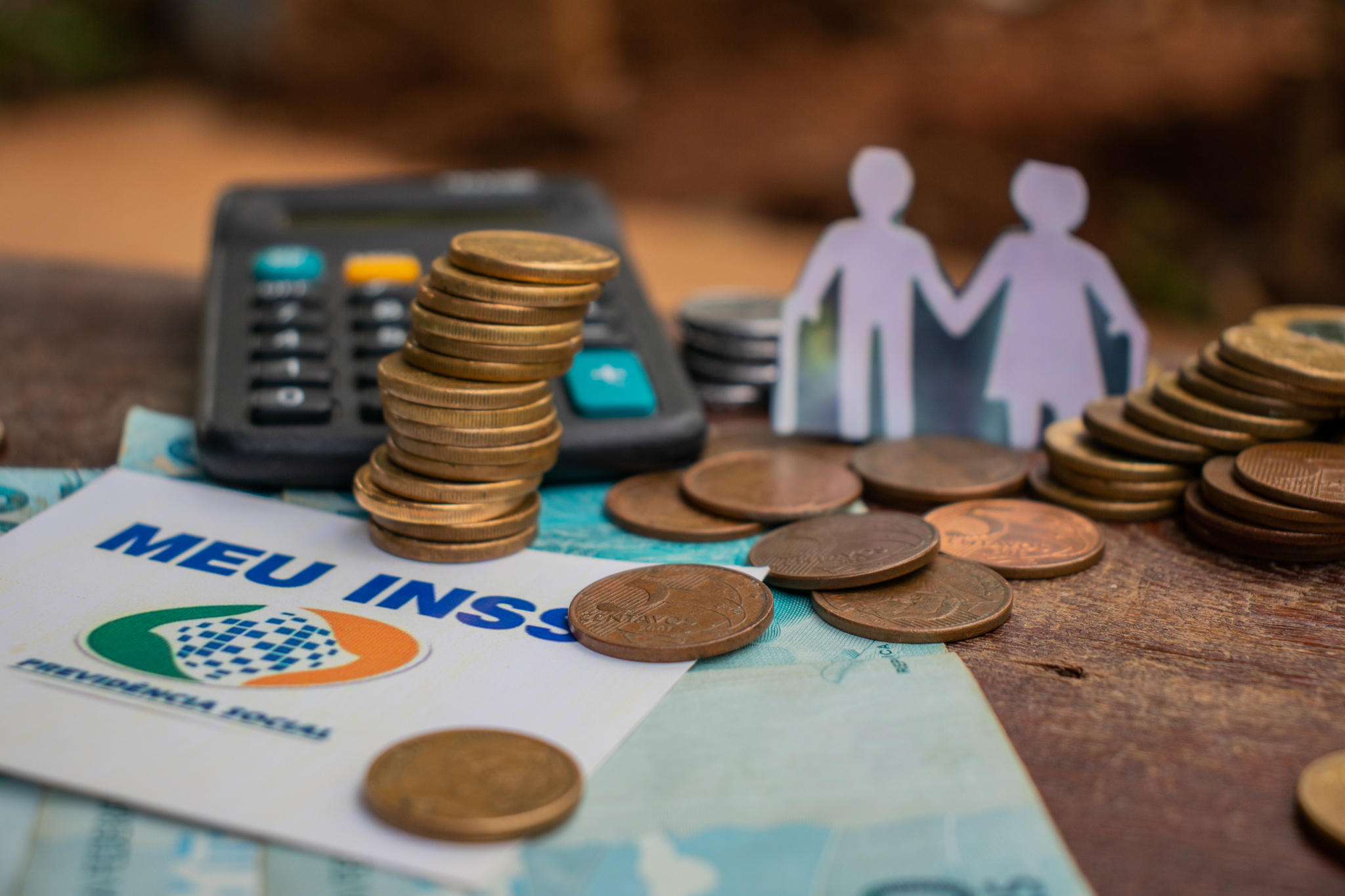 Idosos que nunca contribuíram ainda podem ter uma chance de receber o BPC.
